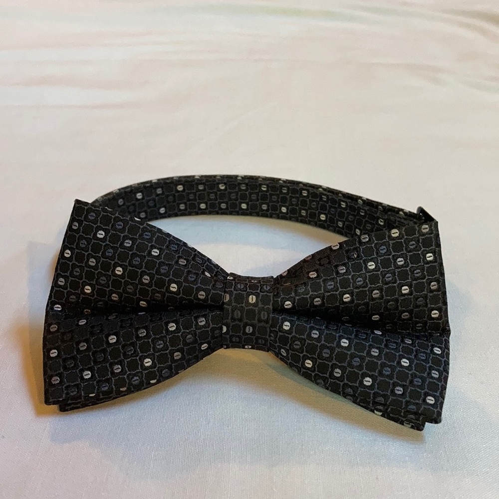Nicole Miller Bow Tie
